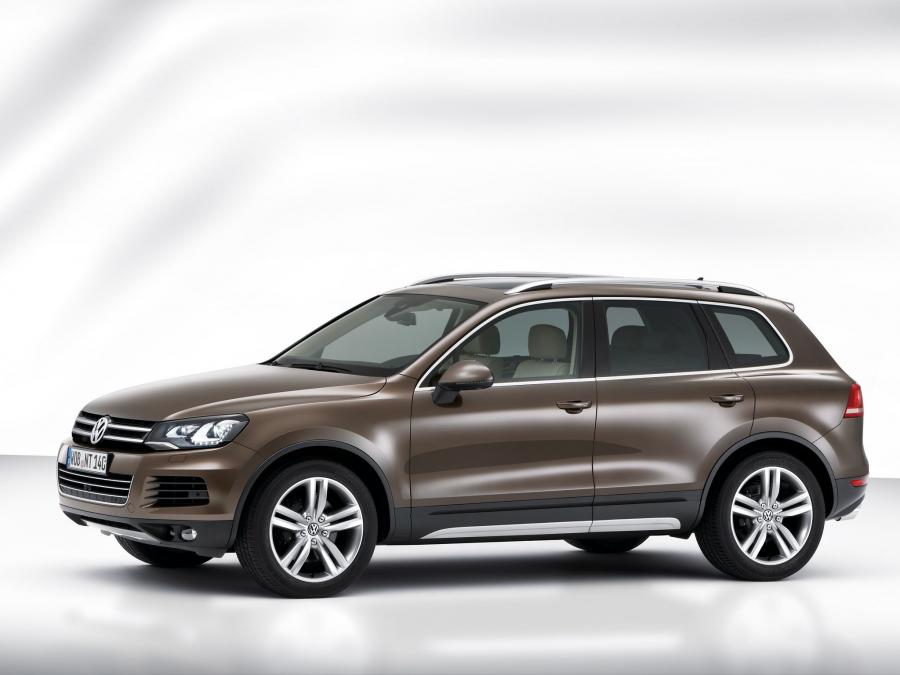  Volkswagen Touareg V8 TDi 2010 года  (фото 2 из 18)